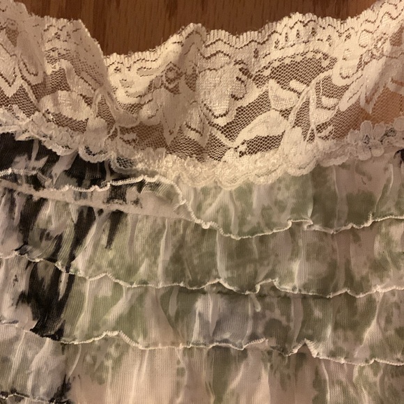 Y2K ruffle tank top lace trim - Picture 2 of 6